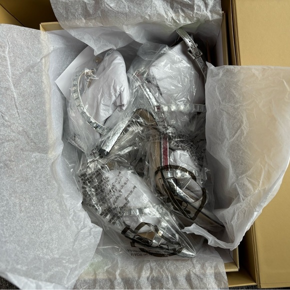 Michael Kors Celia Strappy Heels – Size 10M – Brand New in Box - Picture 6 of 13